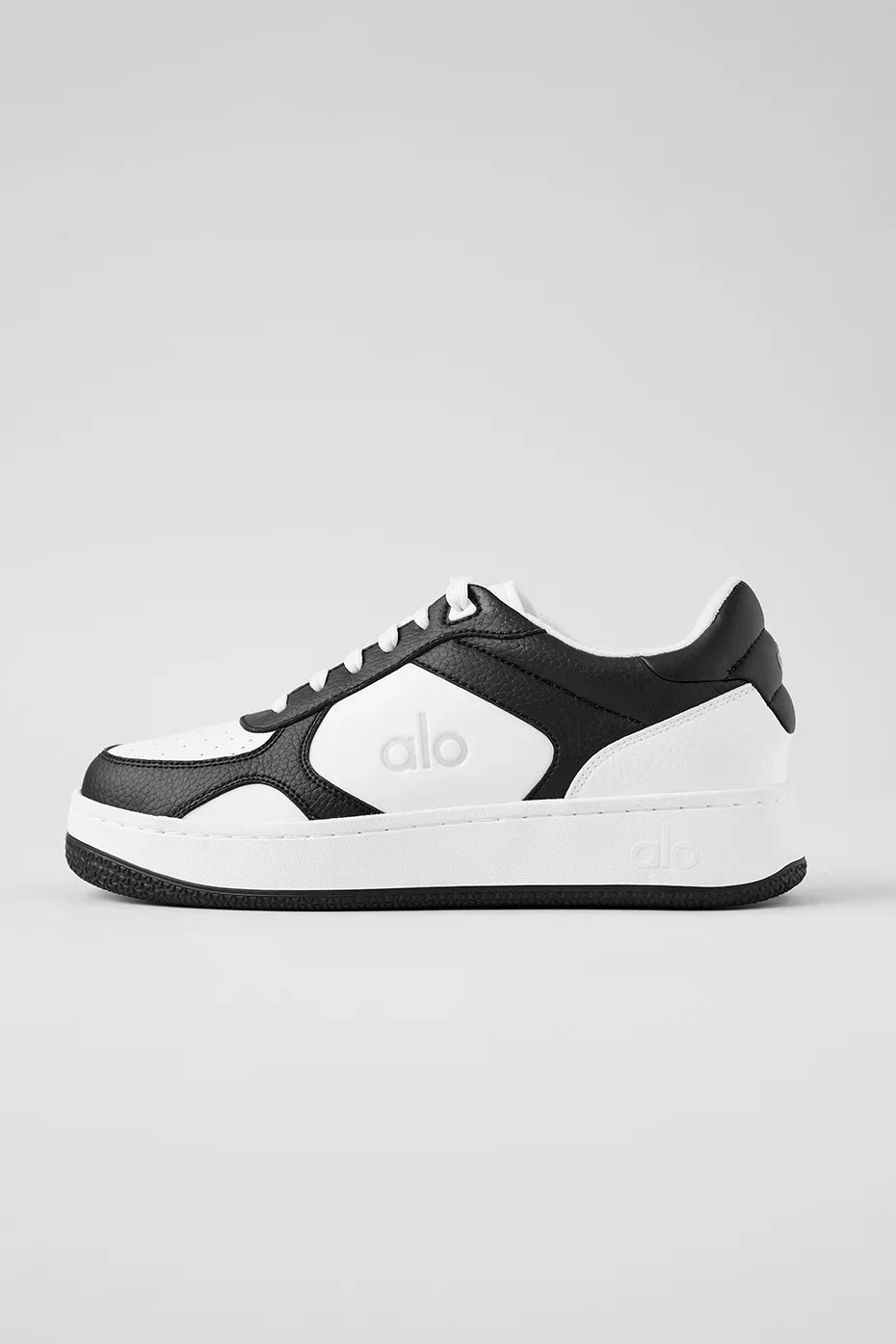 ALO Recovery Mode Sneaker | white - black