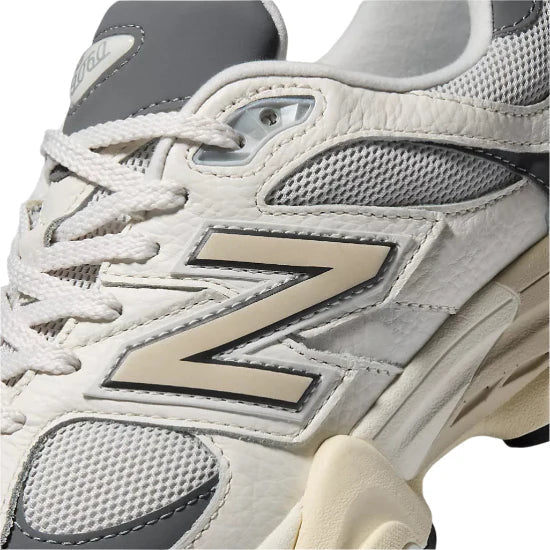 New Balance 9060 Shoes gray